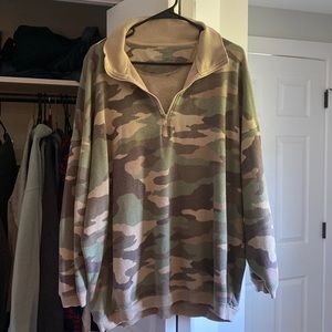 Aerie Camo boyfriend style half zip!